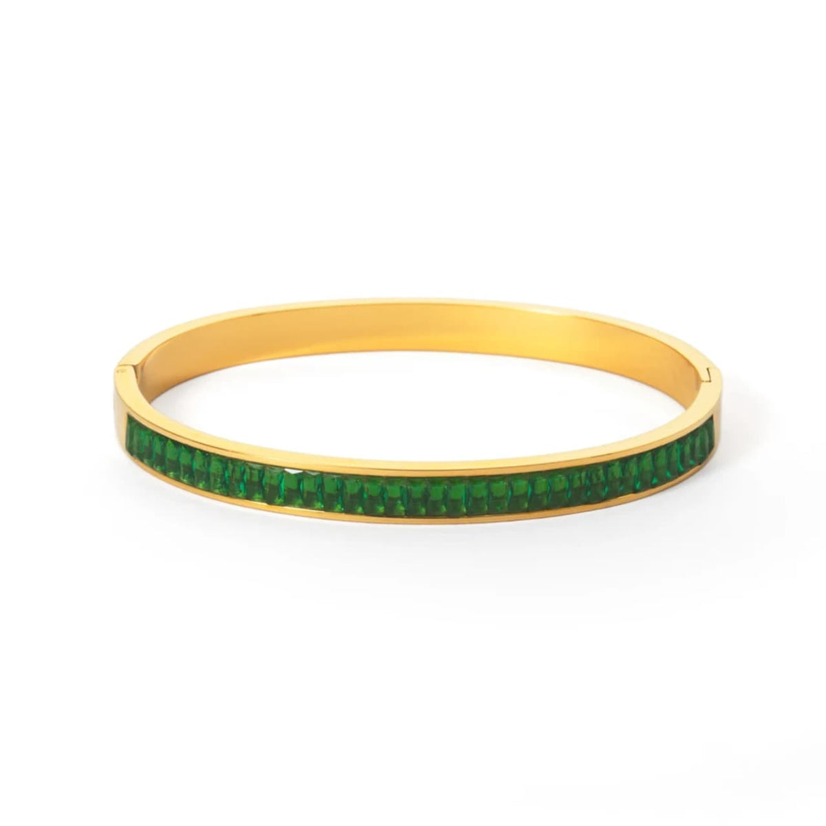 Artificial jewelleryAKaccessories