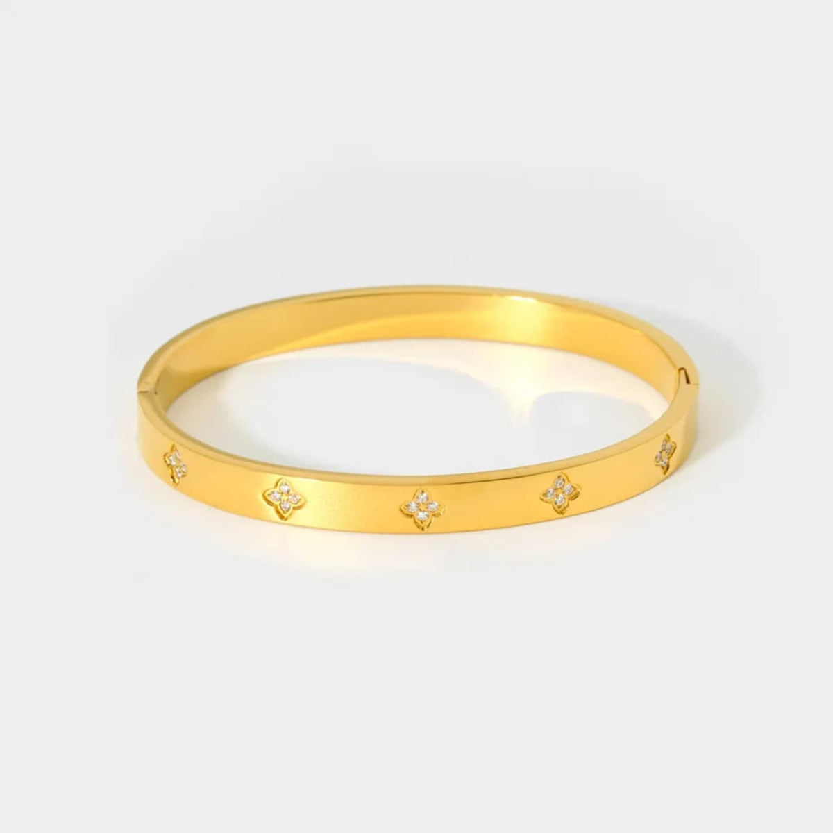 Four Zircone Bangle