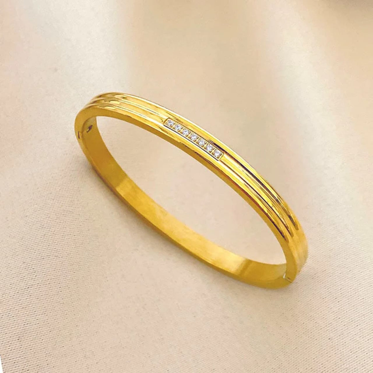 Zircon Bangle