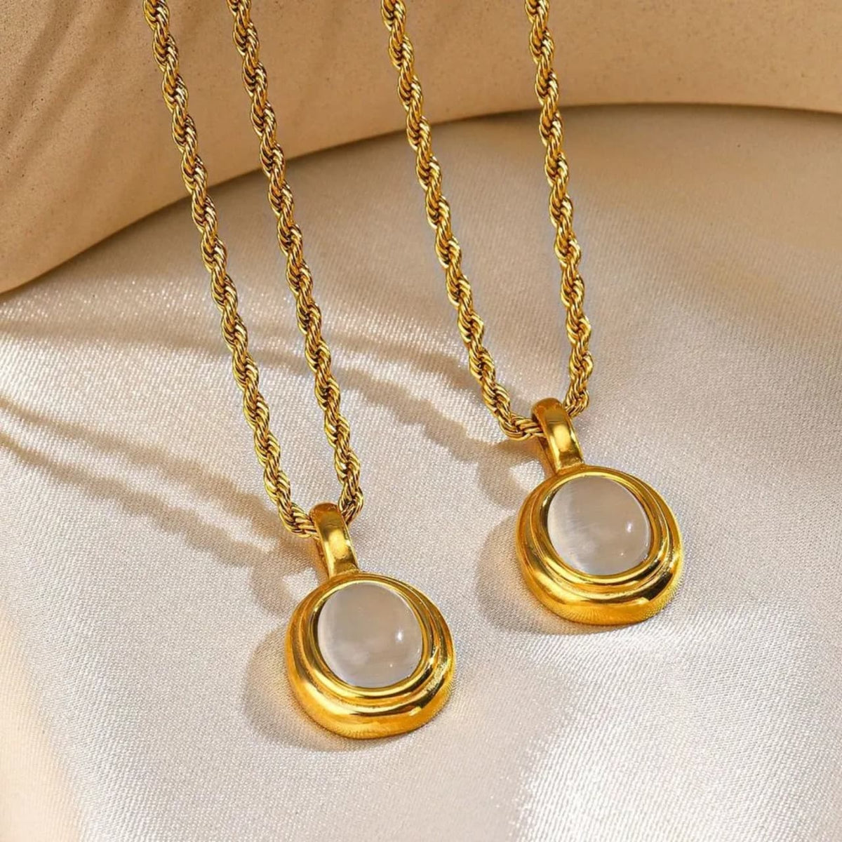 White Stone Rope Chain Necklace