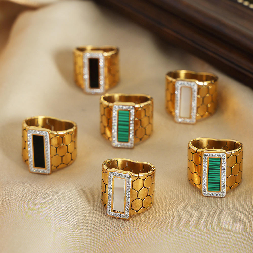 Luxury ring  Adjustable size