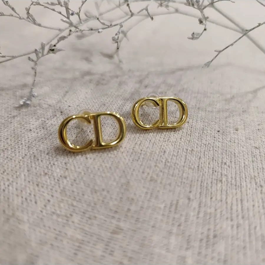 Dior Studs