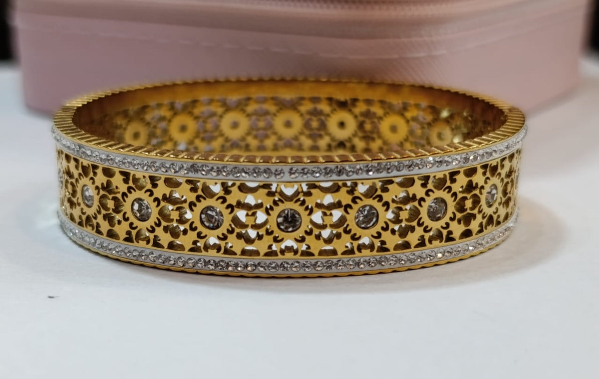 18k gold-plated Zircone Bangle