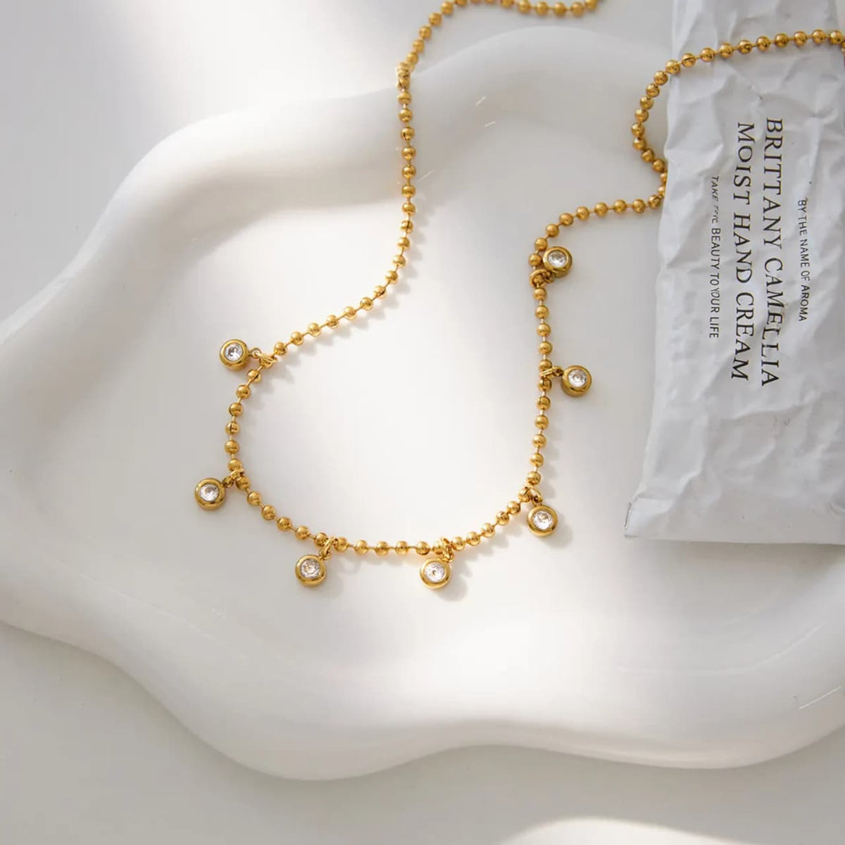 Saveen Zircone Necklace