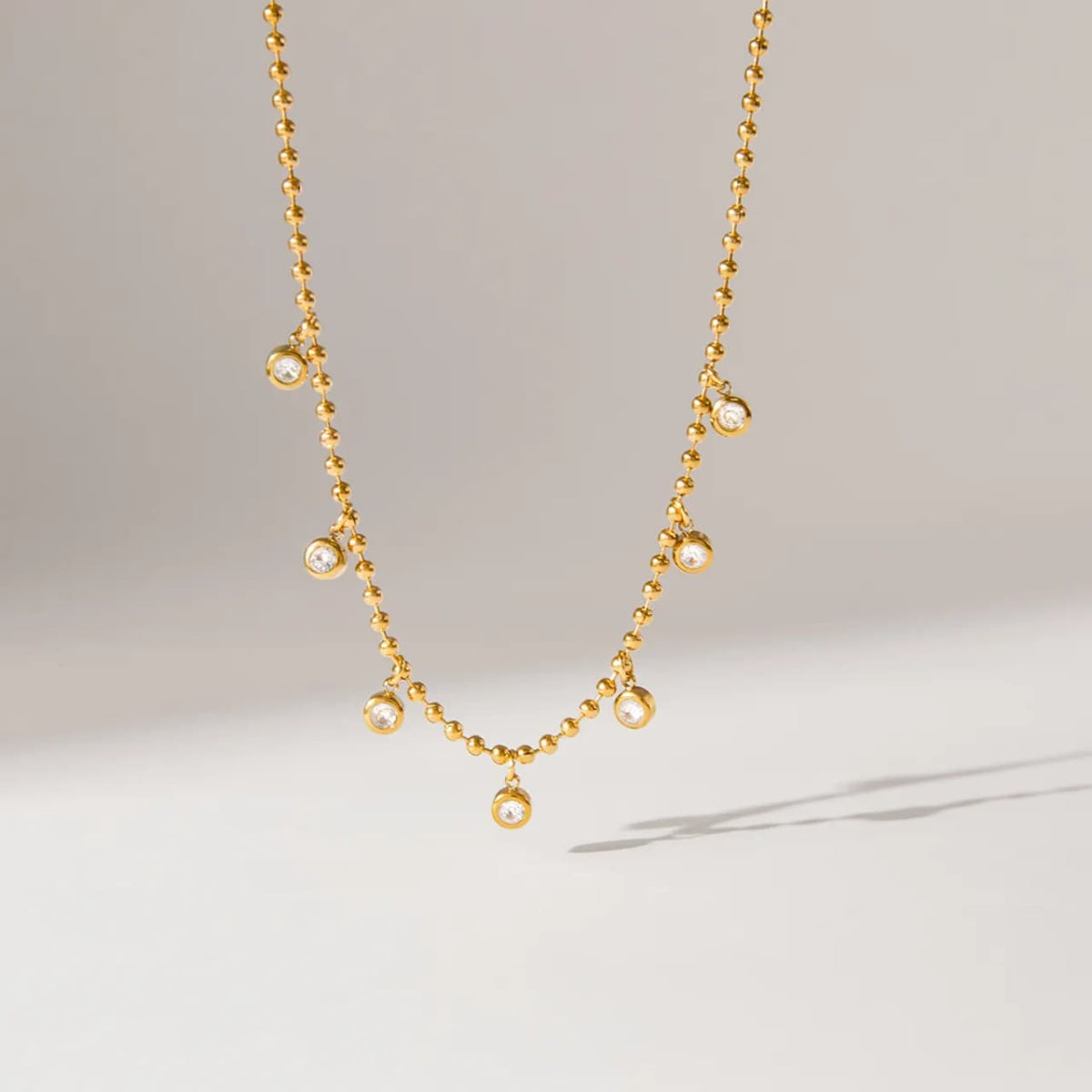 Saveen Zircone Necklace