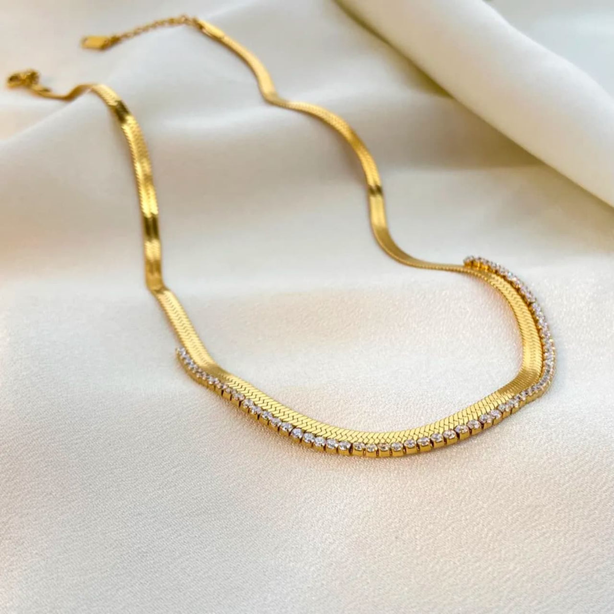 Serenade Gold Necklace